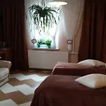Goscinne Renata Knitter Pansiyon Komnino