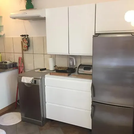 Goscinne Renata Knitter * Komnino