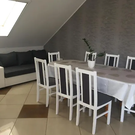 Quarto em Acomodações Particulares Goscinne Renata Knitter *