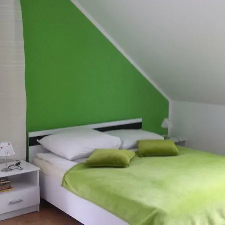 Quarto em Acomodações Particulares Goscinne Renata Knitter