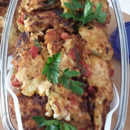 Goscinne Renata Knitter Komnino